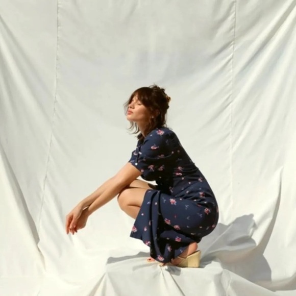 Rouje Clemie Navy Floral Midi Dress - Picture 4 of 8